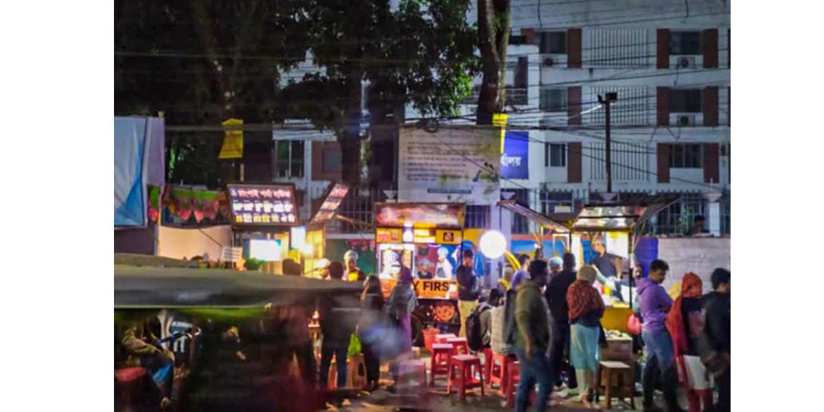 রংপুরে জমে উঠেছে ফুডকোট গুলো