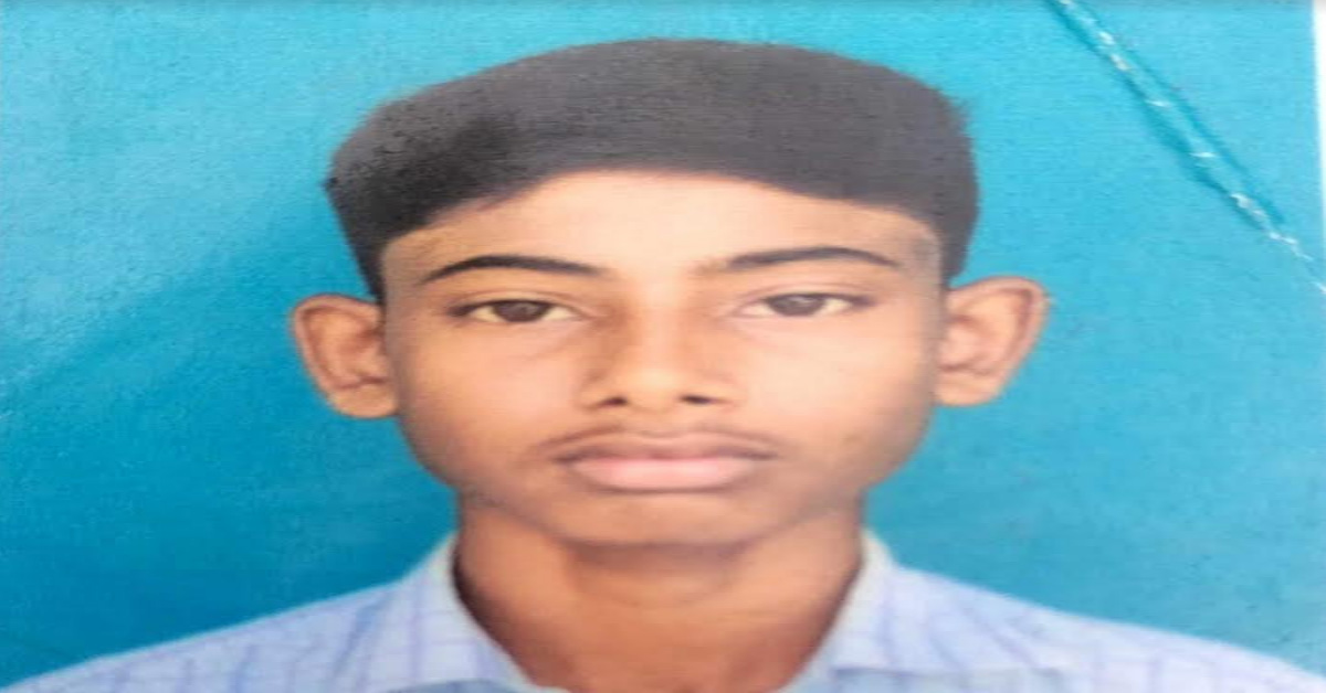 কক্সবাজারে সাগরে ভেসে আসা লাশ নিয়ামতপুরের কলেজ ছাত্র সাগরের