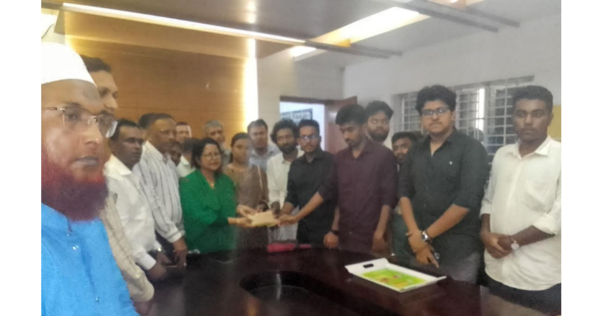 দেশের বন্যার্ত মানুষের সাহায্যে যশোর শিক্ষা বোর্ডের পক্ষ থেকে ৩ লাখ টাকা আর্থিক সহায়তা প্রদান