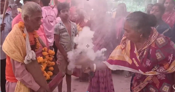 ফরিদপুরের দুইশ বছরের পুরনো পূজাও ধর্মীয় উৎসব শুরু