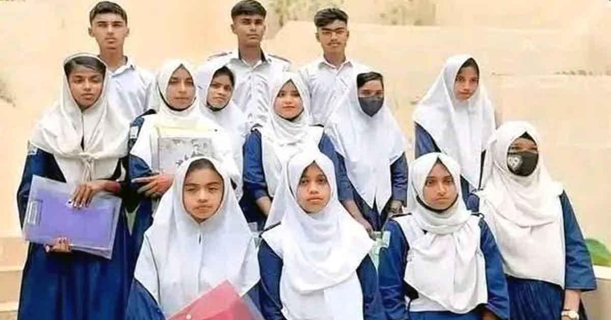 উখিয়ার ১৩ এসএসসি পরীক্ষার্থী আজ থেকে এসএসসি পরীক্ষায় অংশগ্রহন করবে