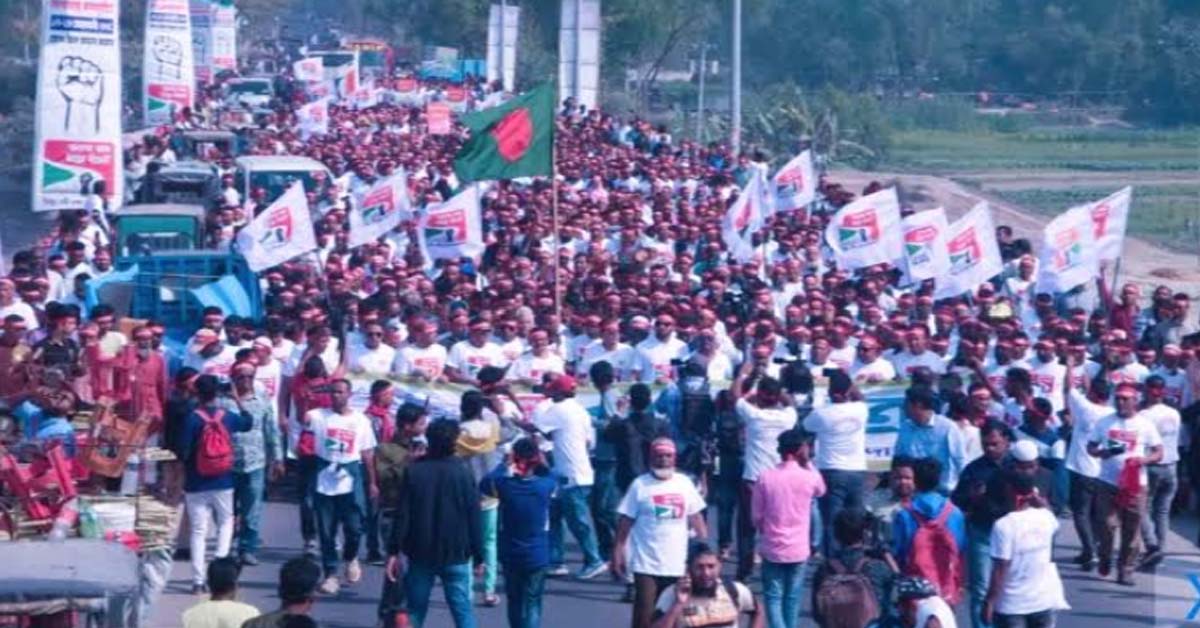 জাগো বাহে তিস্তা,তিস্তার পানির দাবিতে গণপদযাত্রায় মানুষের ঢল।