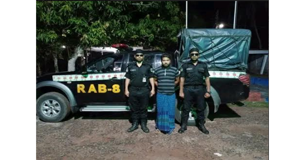 ঝালকাঠিতে স্কুলছাত্রীকে ধর্ষণ মামলায় শিক্ষক গ্রেফতার