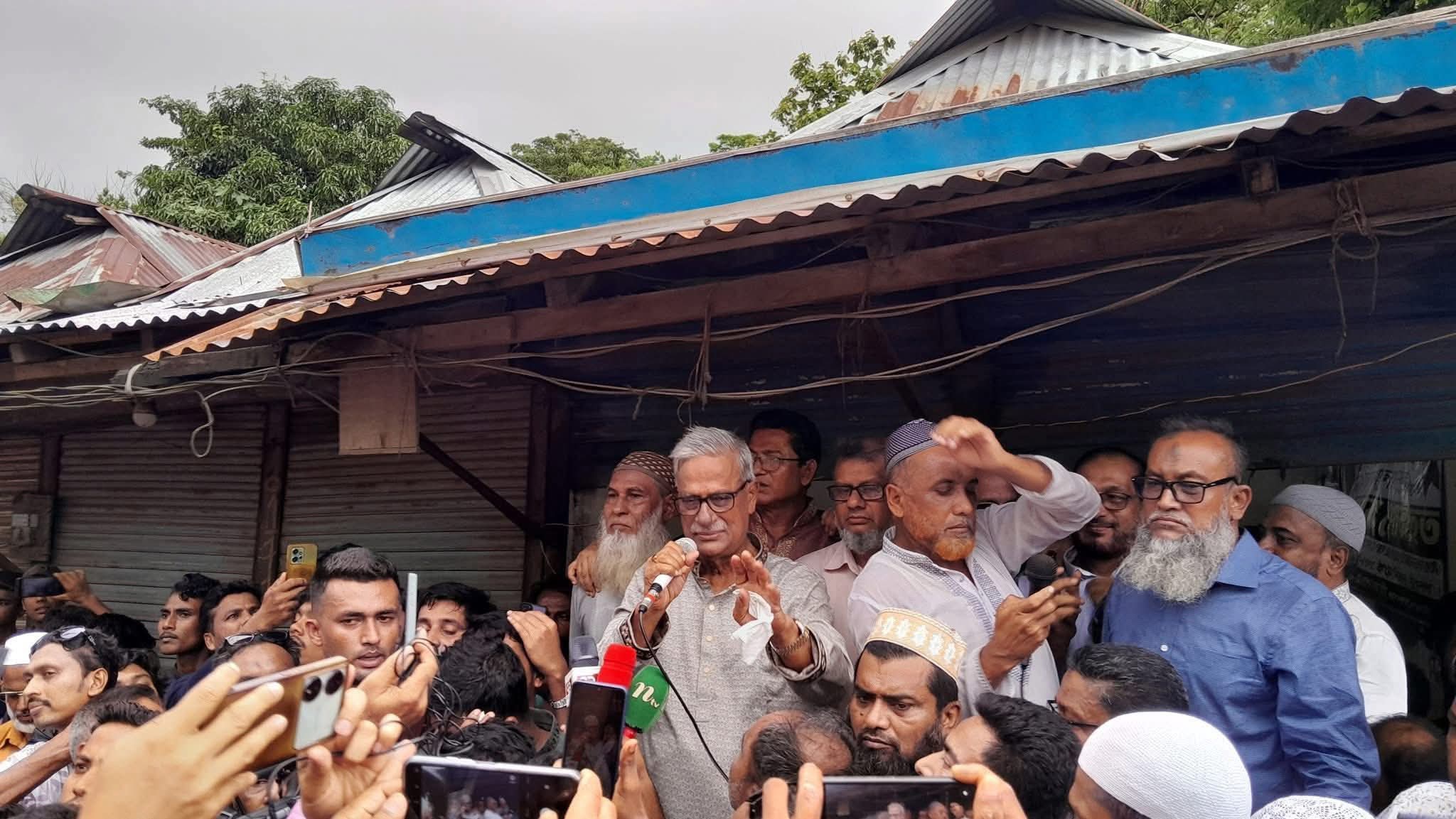 ঈদ শুভেচ্ছা বিনিময় ও শোডাউন  করেন জয়নুল আবেদীন ফারুক