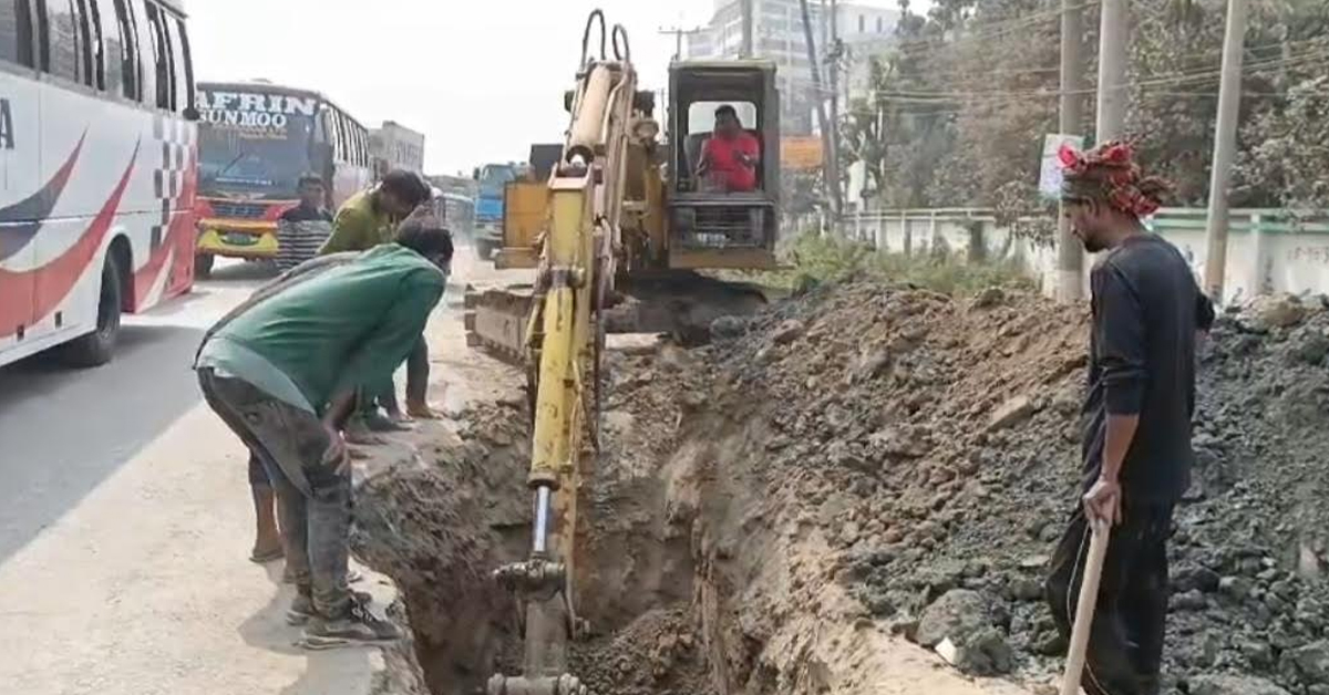 রুপগঞ্জে অবৈধ গ্যাস সংযোগ উচ্ছেদ অভিযান, ভ্রাম্যমান আদালতের মাধ্যমে জরিমানা