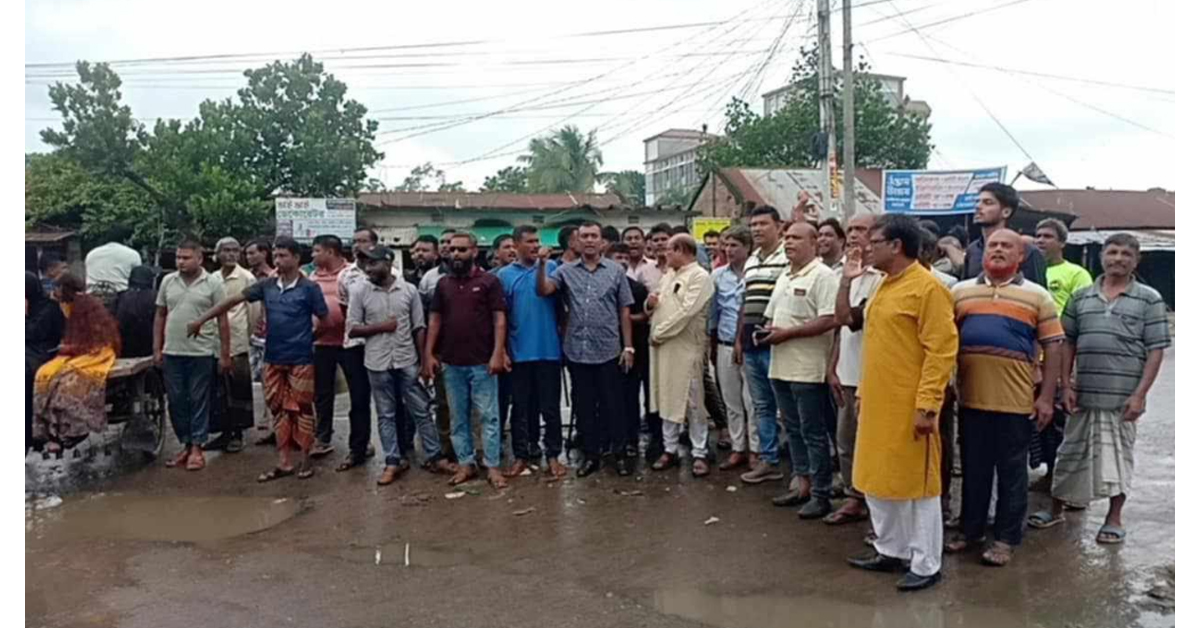 লালপুরে শিক্ষার্থীদের বিক্ষোভ, পাল্টা অবস্থানে আওয়ামী লীগ
